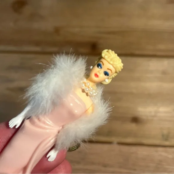 1996 VINTAGE BARBIE Enchanted Evening Keychain • Pink Gown - Picture 4 of 6